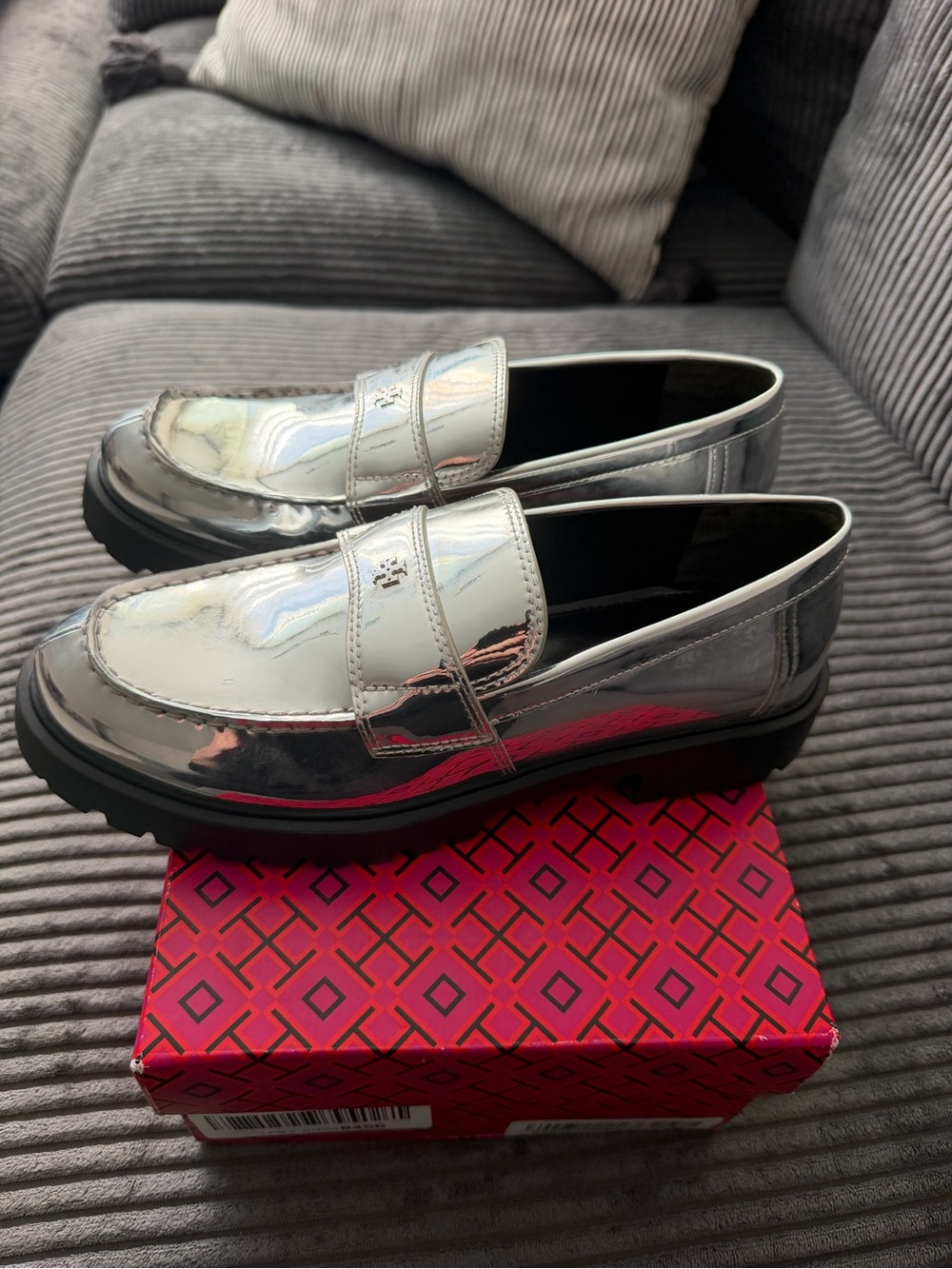 Tory Burch Women's Classic Lug Loafers, Argento, Silver, 7 Medium US